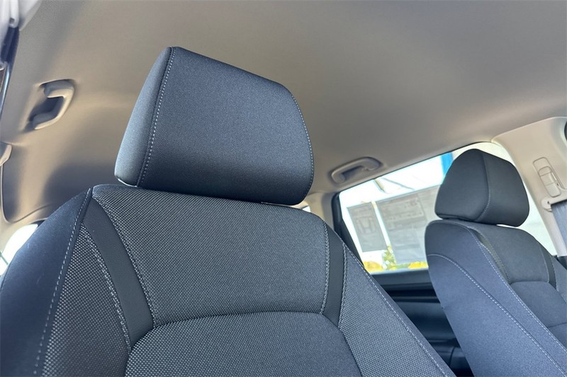 Honda CR-V Vehicle Full-screen Gallery Image 14