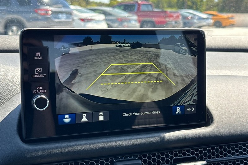 Honda HR-V Vehicle Full-screen Gallery Image 15