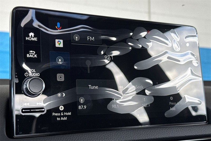 Honda Civic Sedan Hybrid Vehicle Full-screen Gallery Image 14