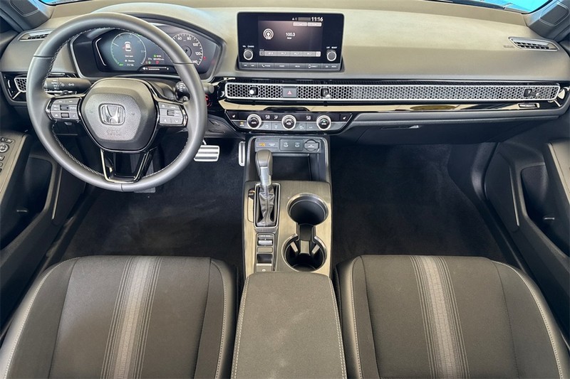 Honda Civic Sedan Hybrid Vehicle Full-screen Gallery Image 12