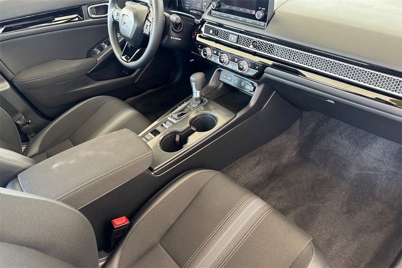 Honda Civic Sedan Hybrid Vehicle Full-screen Gallery Image 14