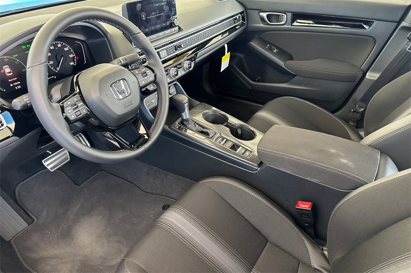 Honda Civic Sedan Hybrid Vehicle Full-screen Gallery Image 09