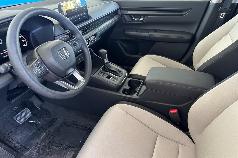 Honda CR-V Vehicle Full-screen Gallery Image 07