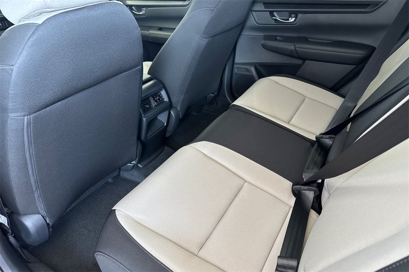 Honda CR-V Vehicle Full-screen Gallery Image 08