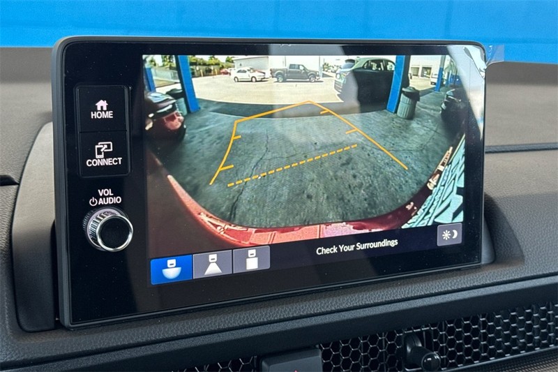 Honda CR-V Vehicle Full-screen Gallery Image 15