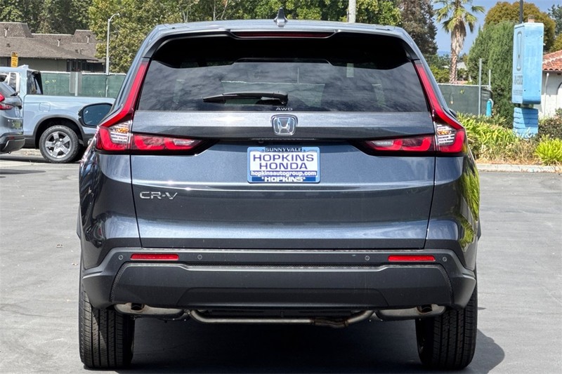 Honda CR-V Vehicle Full-screen Gallery Image 05