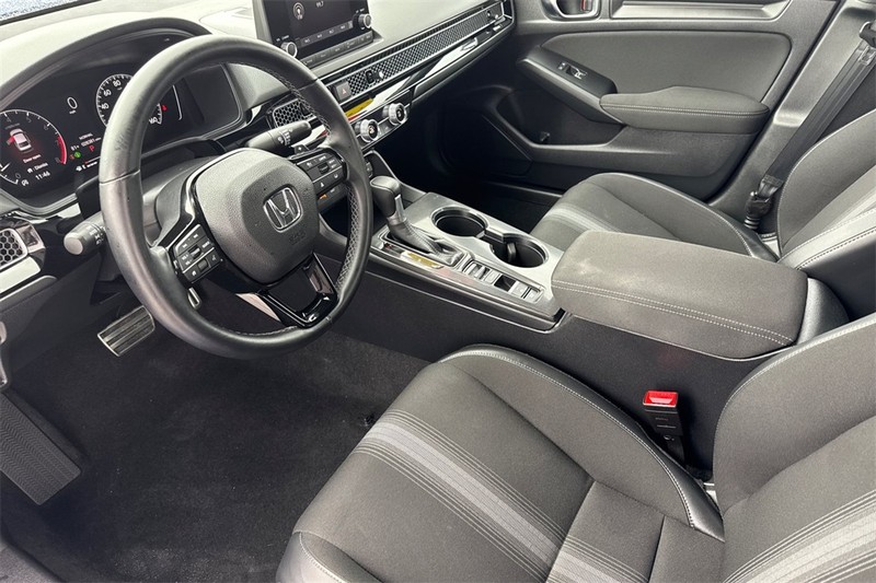 Honda Civic Sedan Vehicle Full-screen Gallery Image 09