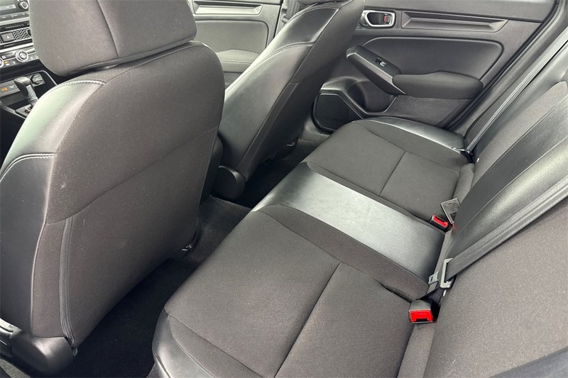 Honda Civic Sedan Vehicle Full-screen Gallery Image 11