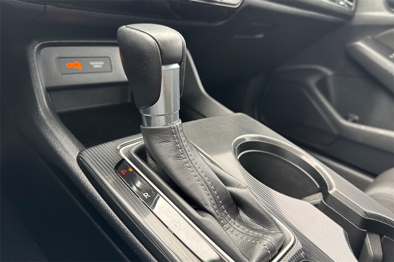 Honda Civic Sedan Vehicle Full-screen Gallery Image 19