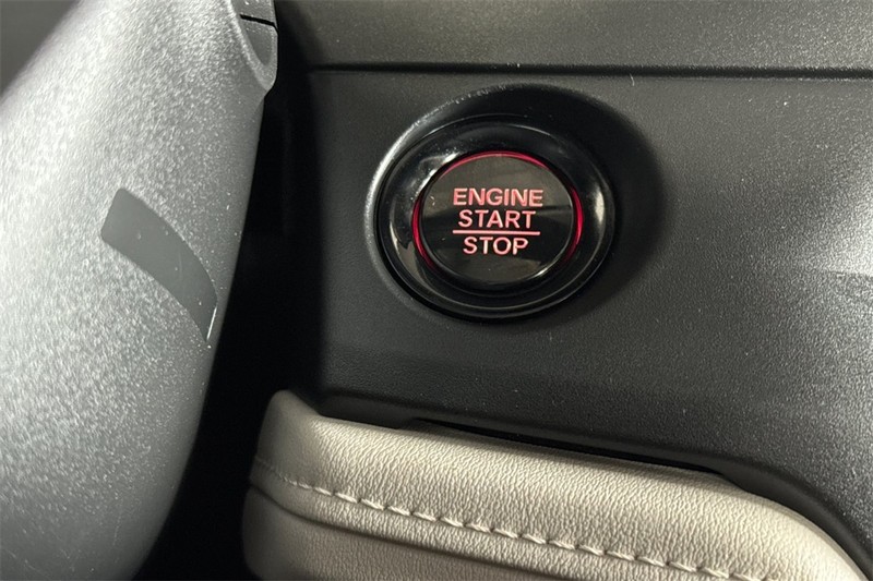 Honda Accord Sedan Vehicle Full-screen Gallery Image 20