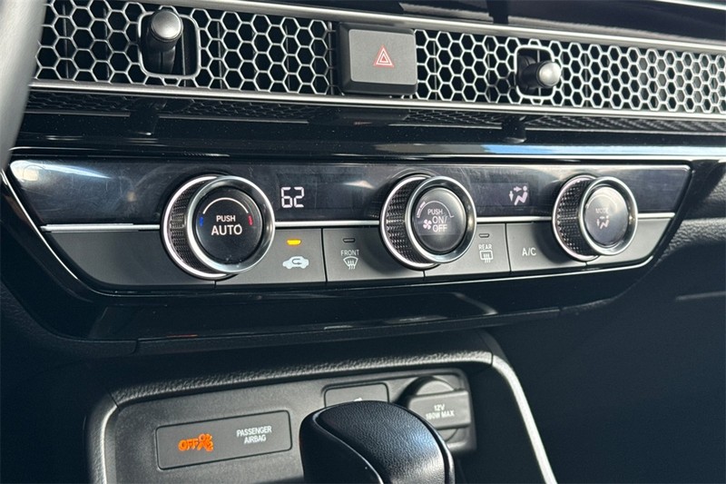 Honda Civic Hatchback Vehicle Full-screen Gallery Image 18