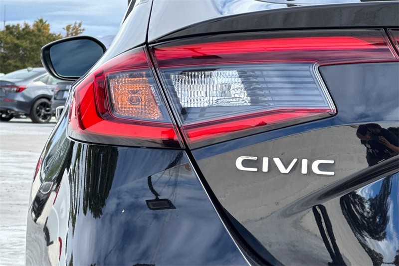 Honda Civic Hatchback Vehicle Full-screen Gallery Image 25