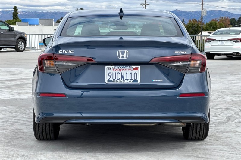 Honda Civic Sedan Hybrid Vehicle Full-screen Gallery Image 04