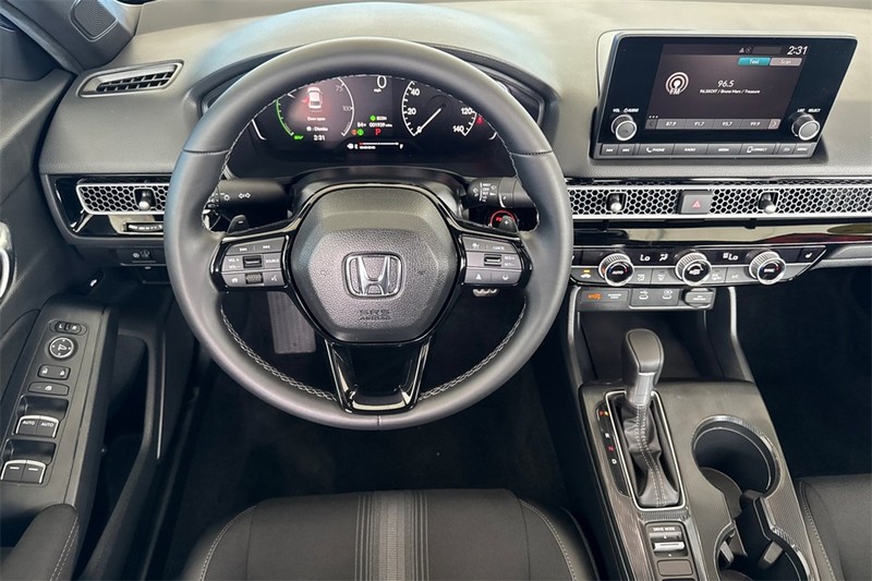 Honda Civic Sedan Hybrid Vehicle Full-screen Gallery Image 13