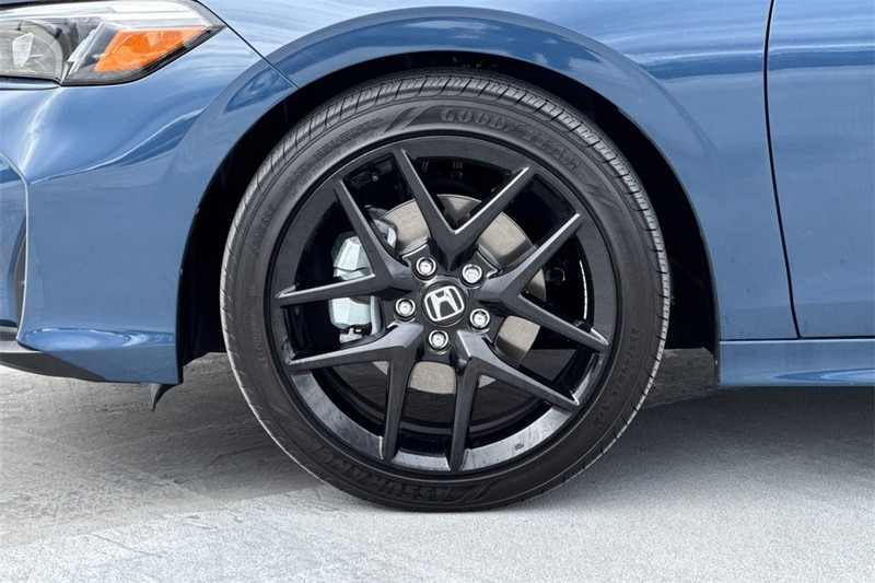 Honda Civic Sedan Hybrid Vehicle Full-screen Gallery Image 24