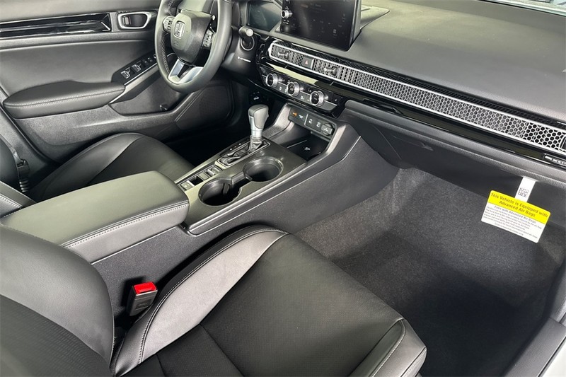 Honda Civic Sedan Hybrid Vehicle Full-screen Gallery Image 14