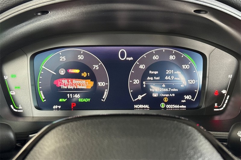 Honda Civic Sedan Hybrid Vehicle Full-screen Gallery Image 23