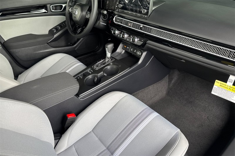 Honda Civic Sedan Hybrid Vehicle Full-screen Gallery Image 14