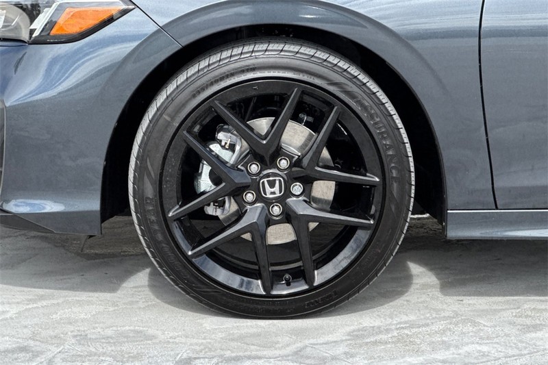 Honda Civic Sedan Hybrid Vehicle Full-screen Gallery Image 24