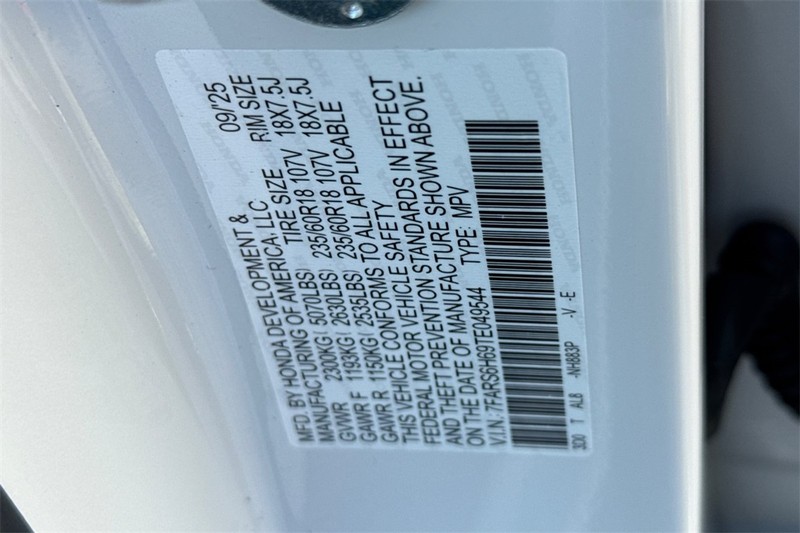 Honda CR-V Hybrid Vehicle Full-screen Gallery Image 22