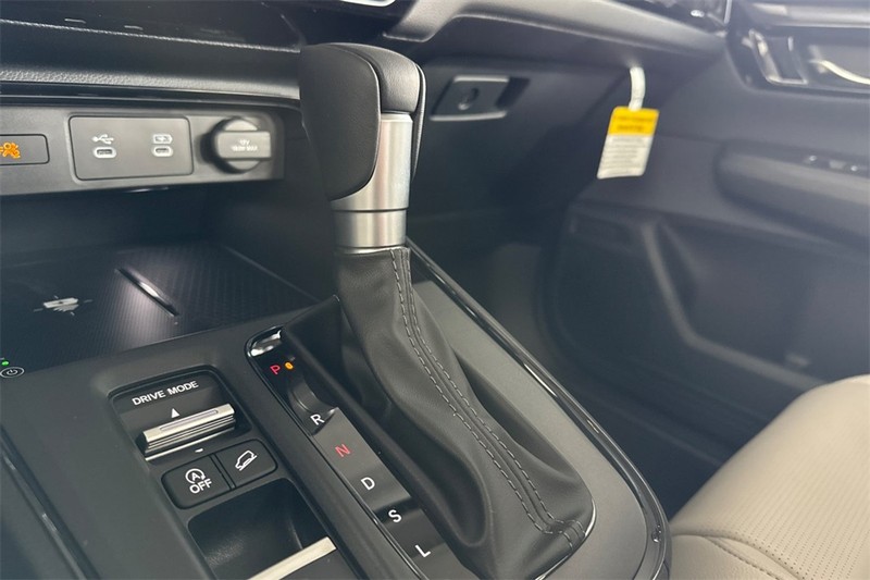 Honda CR-V Vehicle Full-screen Gallery Image 18