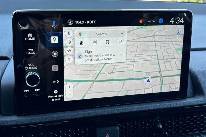 Honda CR-V Hybrid Vehicle Full-screen Gallery Image 16