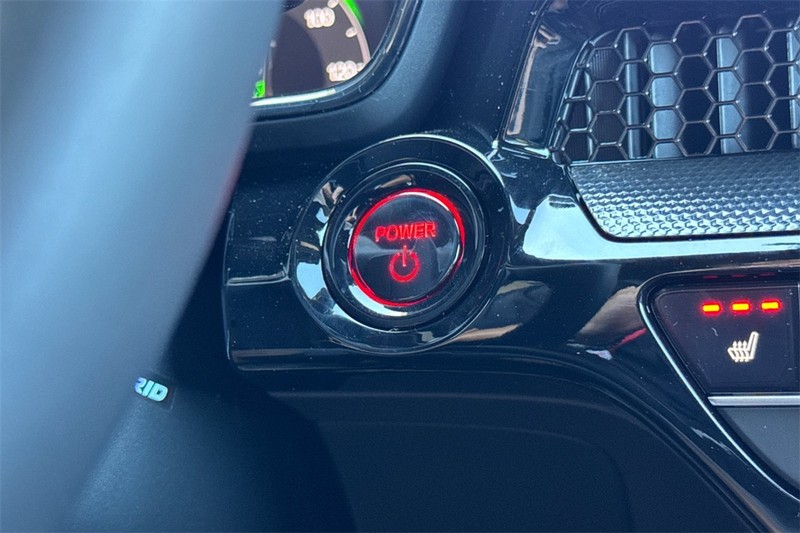 Honda CR-V Hybrid Vehicle Full-screen Gallery Image 20