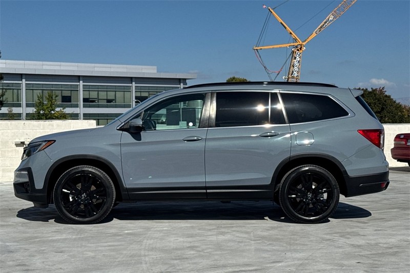 Honda Pilot Vehicle Full-screen Gallery Image 06