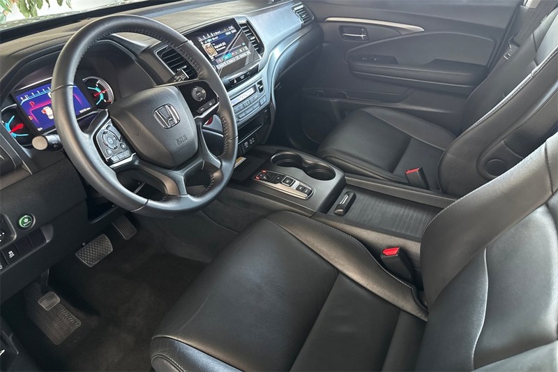 Honda Pilot Vehicle Full-screen Gallery Image 09