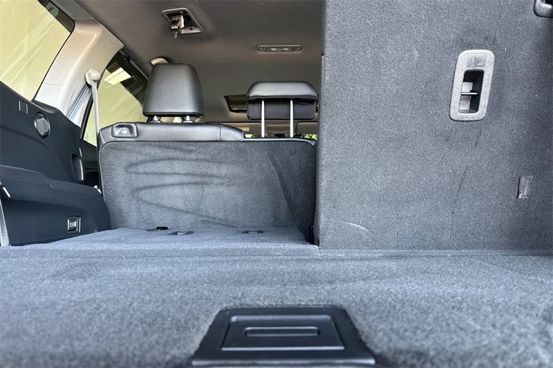 Honda Pilot Vehicle Full-screen Gallery Image 15