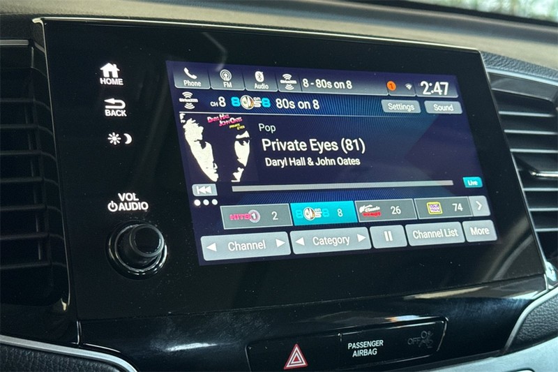 Honda Pilot Vehicle Full-screen Gallery Image 18