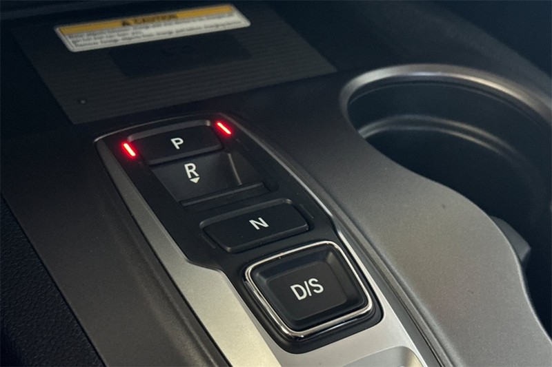 Honda Pilot Vehicle Full-screen Gallery Image 21