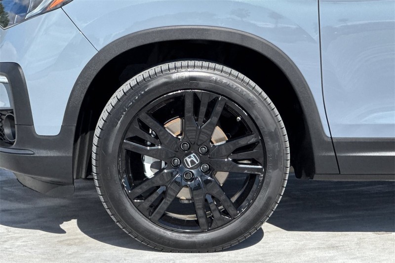 Honda Pilot Vehicle Full-screen Gallery Image 26