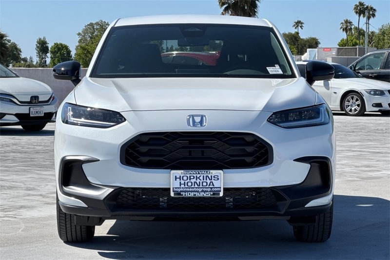 Honda HR-V Vehicle Full-screen Gallery Image 02