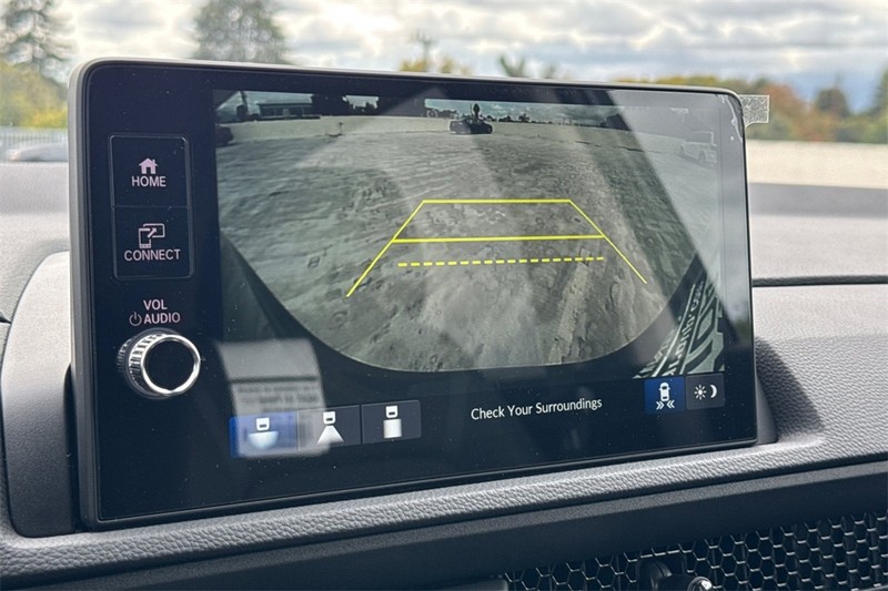 Honda CR-V Vehicle Full-screen Gallery Image 16