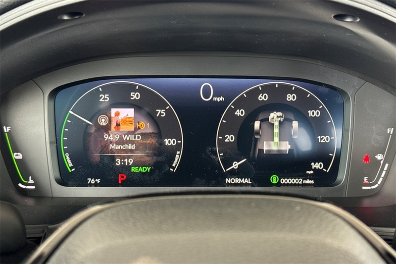 Honda Civic Sedan Hybrid Vehicle Full-screen Gallery Image 21