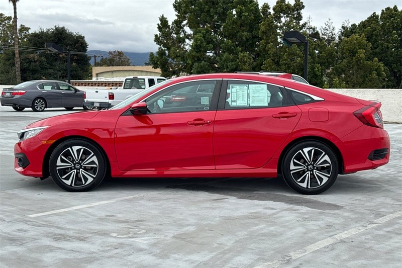 Honda Civic Sedan Vehicle Full-screen Gallery Image 06