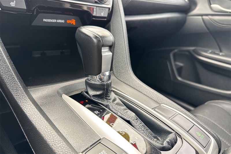 Honda Civic Sedan Vehicle Full-screen Gallery Image 19