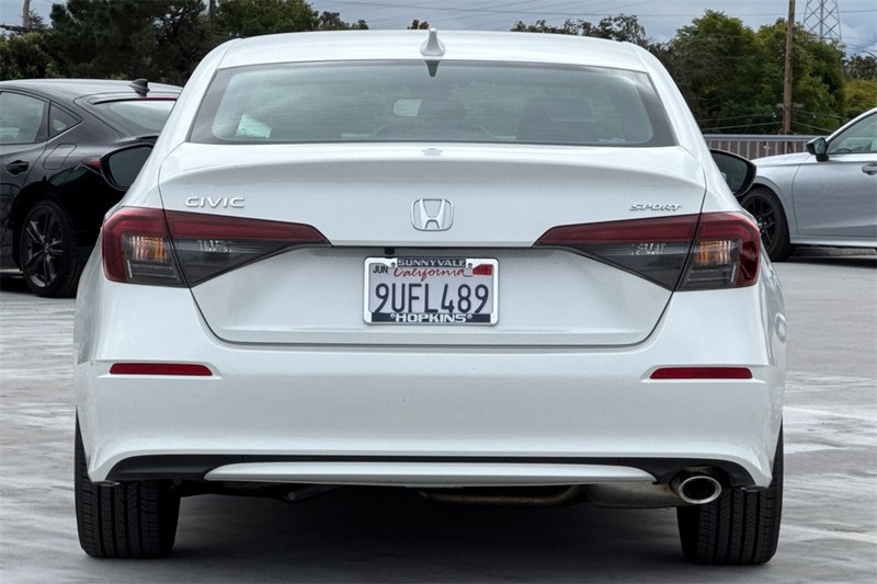 Honda Civic Sedan Vehicle Full-screen Gallery Image 04