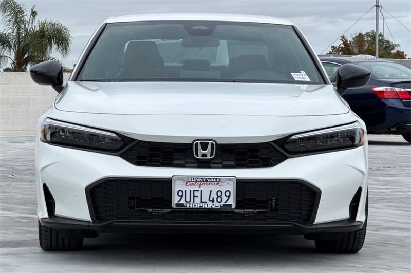 Honda Civic Sedan Vehicle Full-screen Gallery Image 08