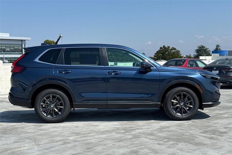 Honda CR-V Vehicle Full-screen Gallery Image 03