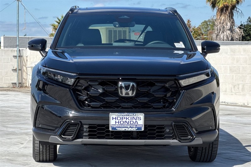 Honda CR-V Hybrid Vehicle Full-screen Gallery Image 02