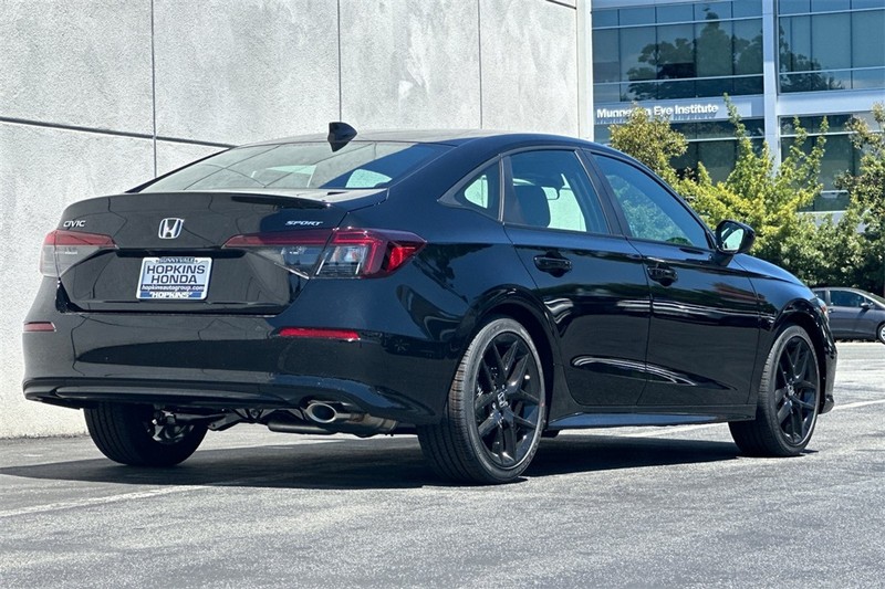 Honda Civic Sedan Vehicle Full-screen Gallery Image 04