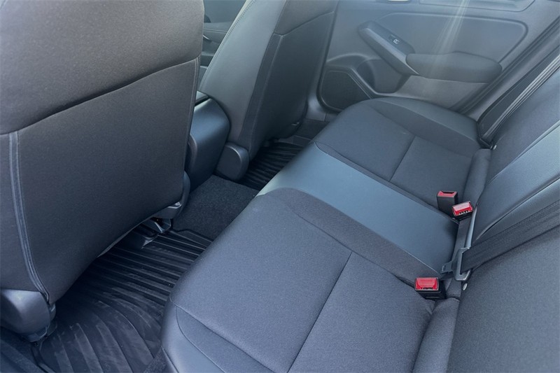 Honda Civic Sedan Vehicle Full-screen Gallery Image 09