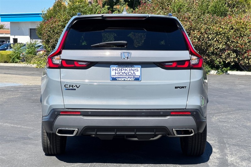 Honda CR-V Hybrid Vehicle Full-screen Gallery Image 05