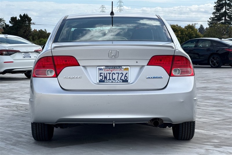 Honda Civic Hybrid Vehicle Full-screen Gallery Image 04