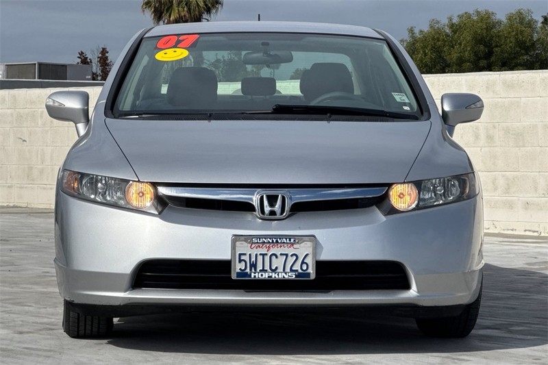 Honda Civic Hybrid Vehicle Full-screen Gallery Image 08