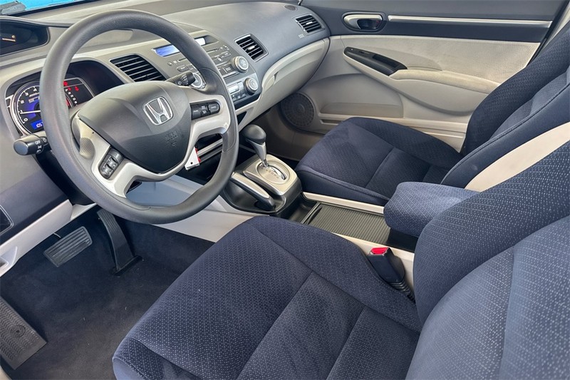 Honda Civic Hybrid Vehicle Full-screen Gallery Image 09