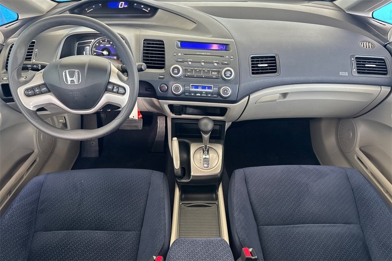 Honda Civic Hybrid Vehicle Full-screen Gallery Image 12