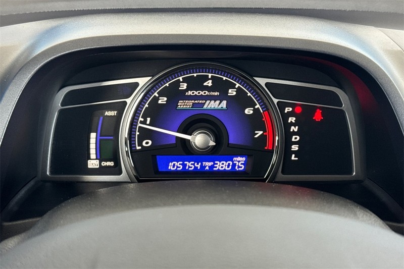 Honda Civic Hybrid Vehicle Full-screen Gallery Image 20